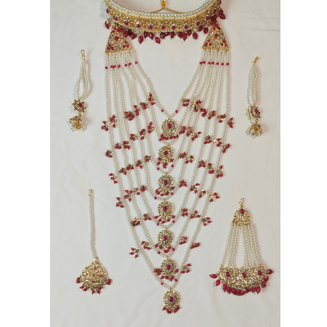 aishwarya jhalar Jadavi Seven Layer Moti Haar red Colour