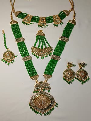 Crystal Rani Haar Green Colour