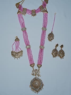 Crystal Rani Haar Pink Colour