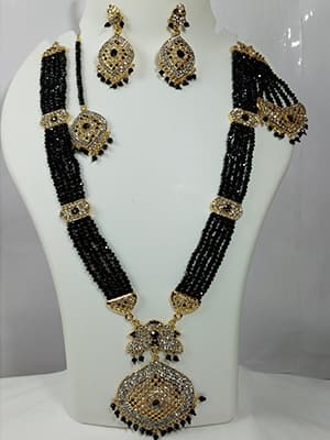 Crystal Rani Haar Black Colour