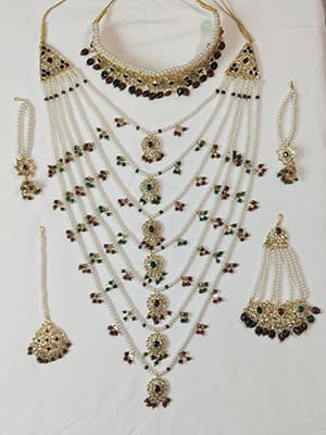 aishwarya jhalar Jadavi Seven Layer Moti haar Multi Colour