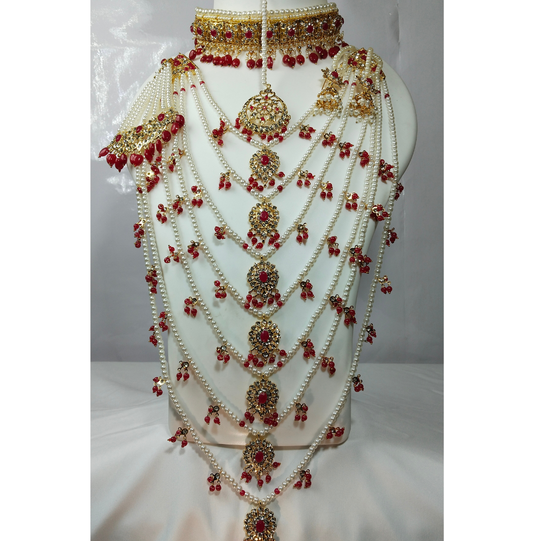 aishwarya jhalar  Jadavi Seven Layer Moti Haar red Colour